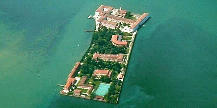 licence CC BY-SA 3.0 - Author Chris 73 / commons.wikimedia.org